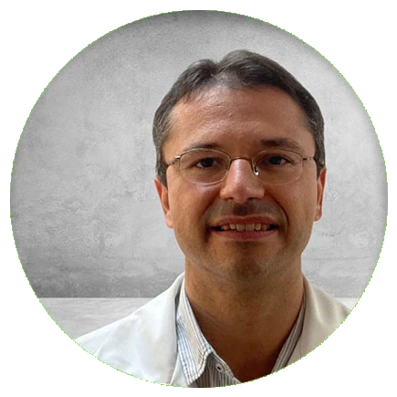 Dr. Paulo Tavares
